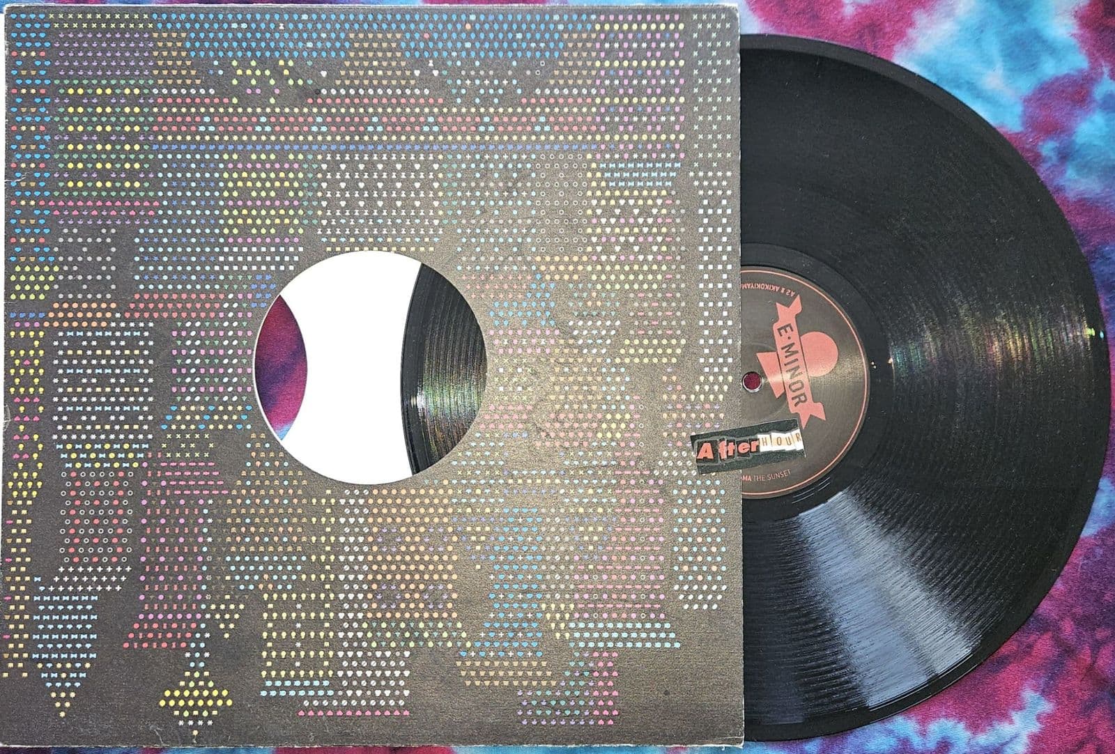 Akiko_Kiyama-Echo_Bus-The_Sunset-_EMINOR27_-VINYL-FLAC-2010-AFTERHOUR