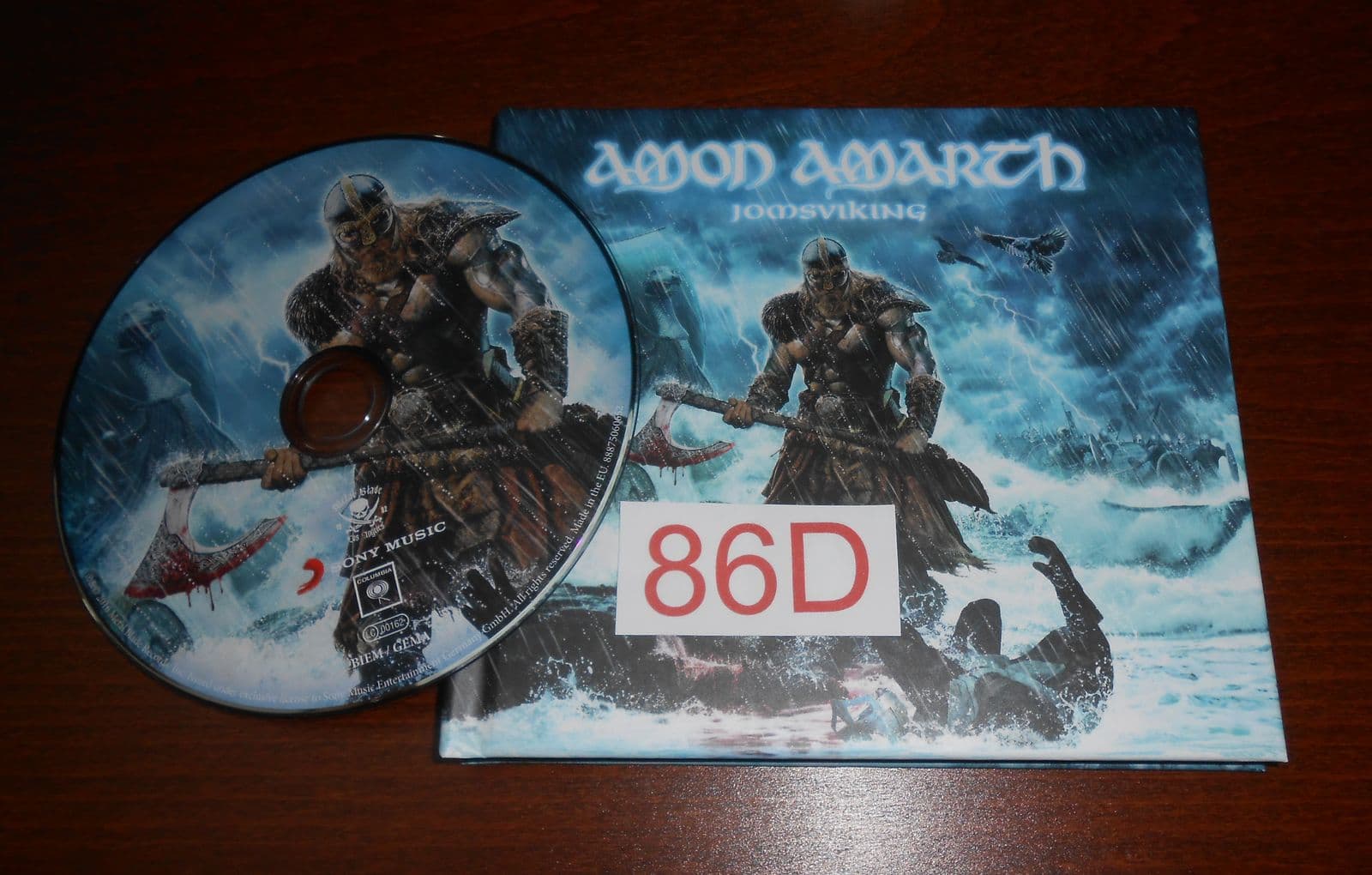 Amon_Amarth-Jomsviking-_88875060651_-CD-FLAC-2016-86D