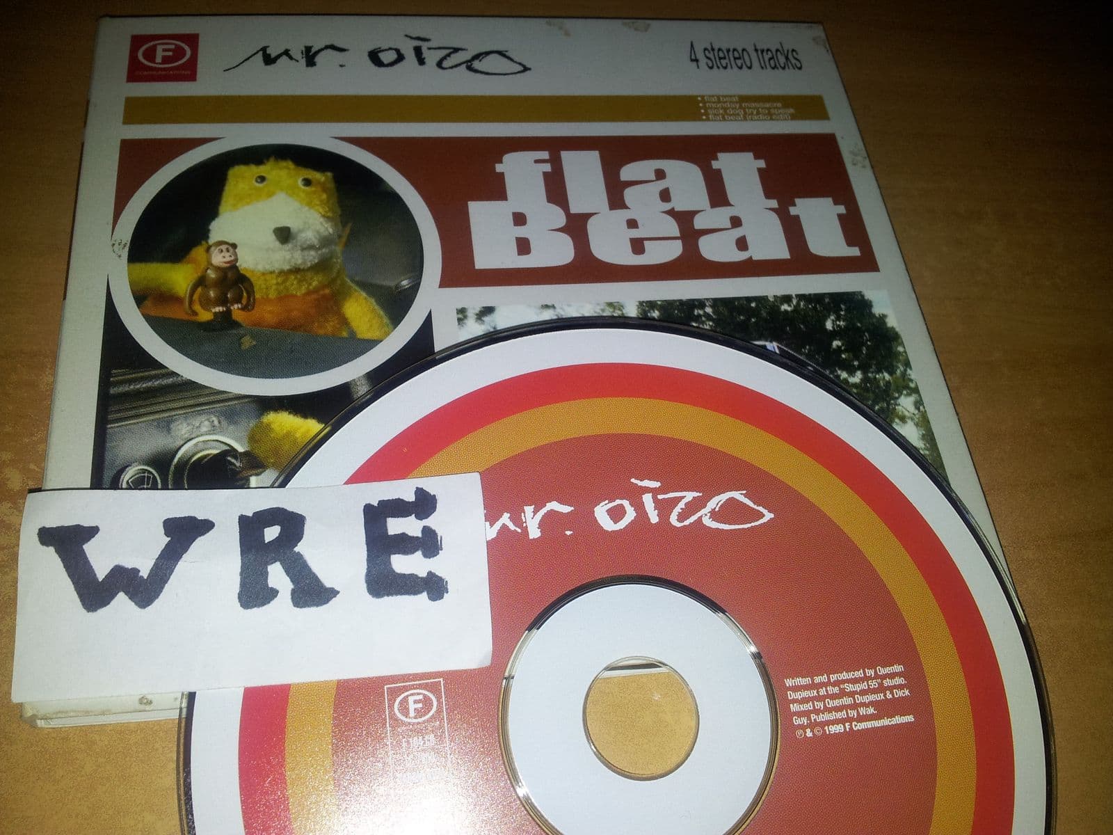 Mr._Oizo-Flat_Beat_137.0104.22_-CDM-FLAC-1999-WRE