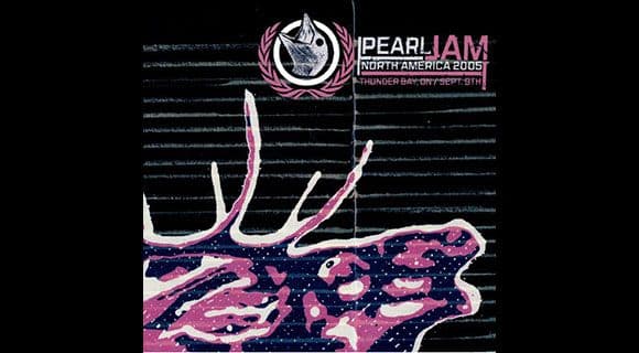 Pearl_Jam-2005_09_09_Fort_William_Gardens_Thunder_Bay_ON-WEB-2005-QUAVER