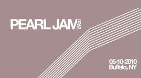 Pearl_Jam-2010_05_10_First_Niagara_Center_Buffalo_NY-WEB-2010-QUAVER