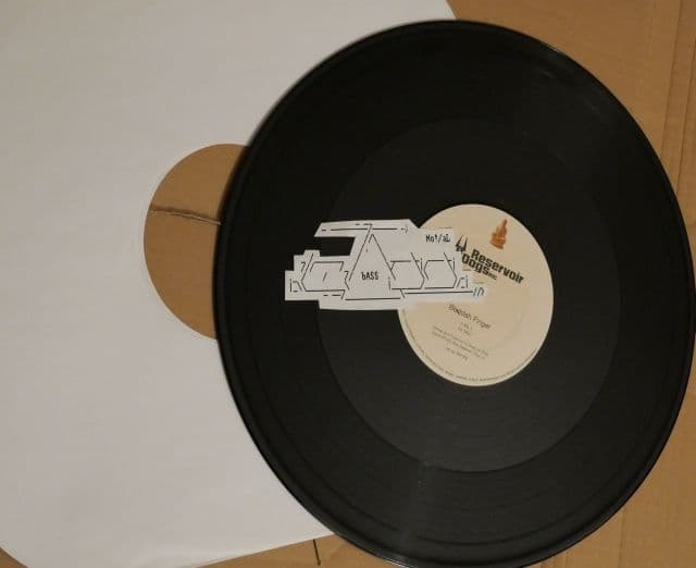 Reservoir_Dogs-Buddah_Finger-_RDI002_-Vinyl-2000-bASS_INT
