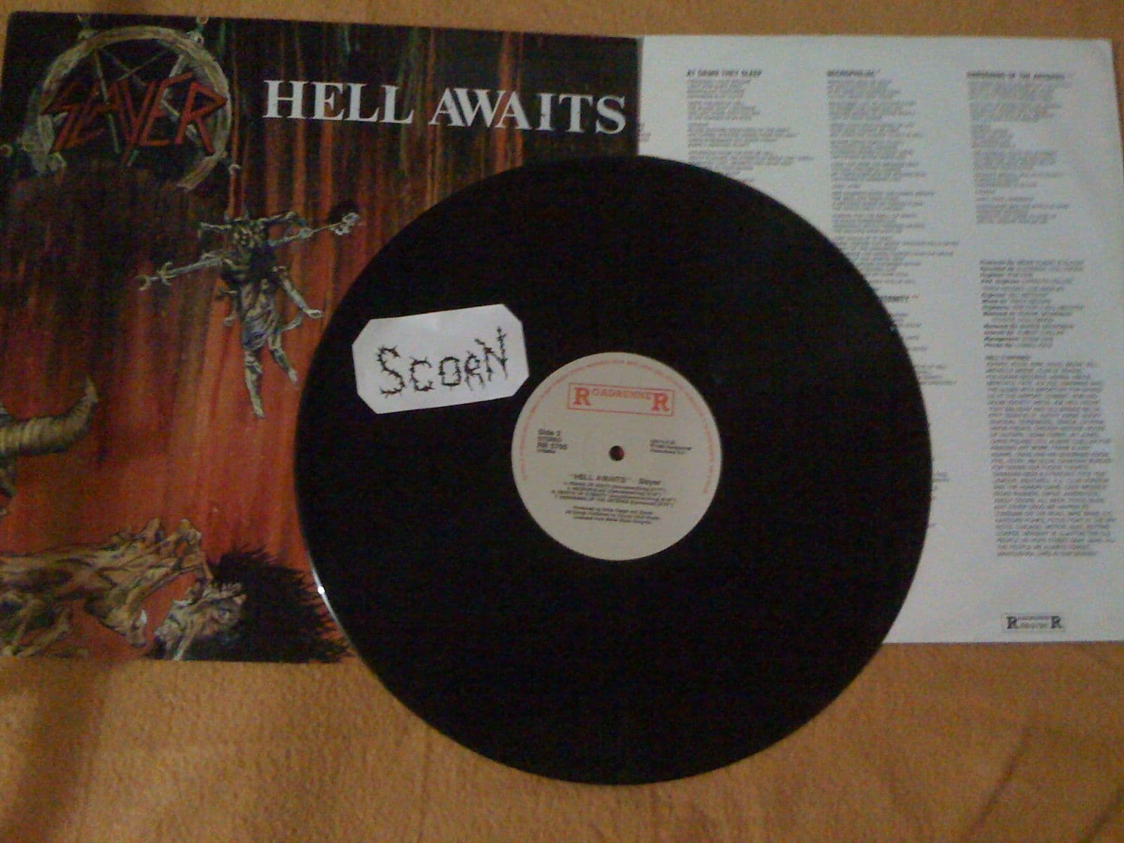 Slayer-Hell_Awaits-LP-FLAC-1985-SCORN