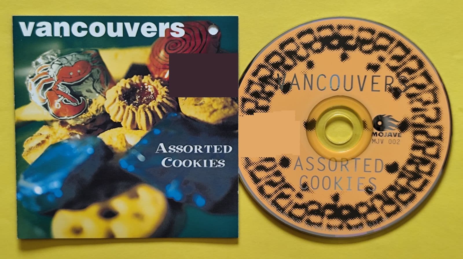 Vancouvers-Assorted_Cookies-_MJV002_-CD-1994-CEB