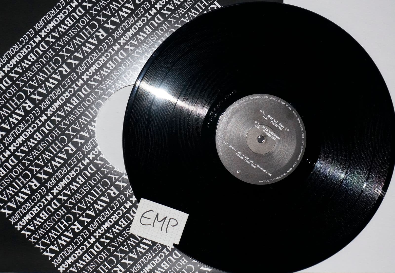 Desos-Felix_Says_EP-_HOUSEWAXLTD022_-VINYL-2026-EMP