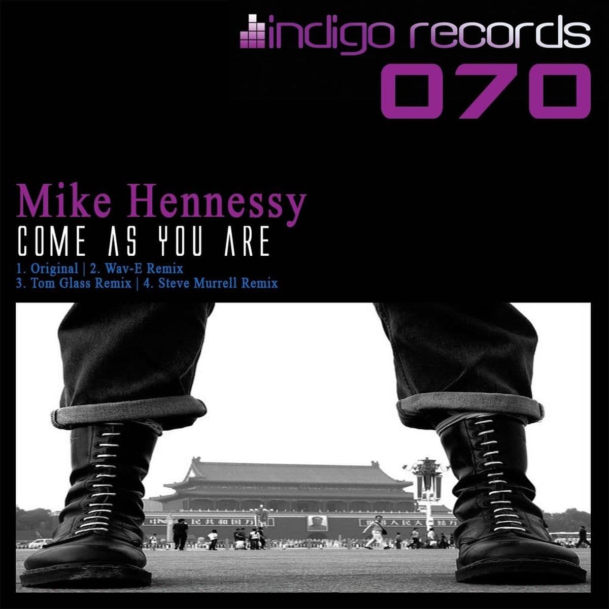 Mike_Hennessy_-_Come_As_You_Are-_INDIG070_-WEB-2011-iDC