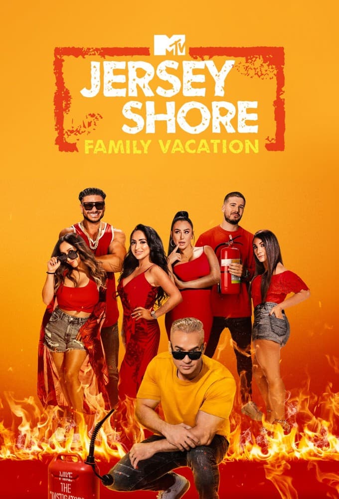 Jersey Shore Family Vacation S08E30 Battle of the Paddles 720p AMZN WEB DL DDP2 0 H 264-RAWR