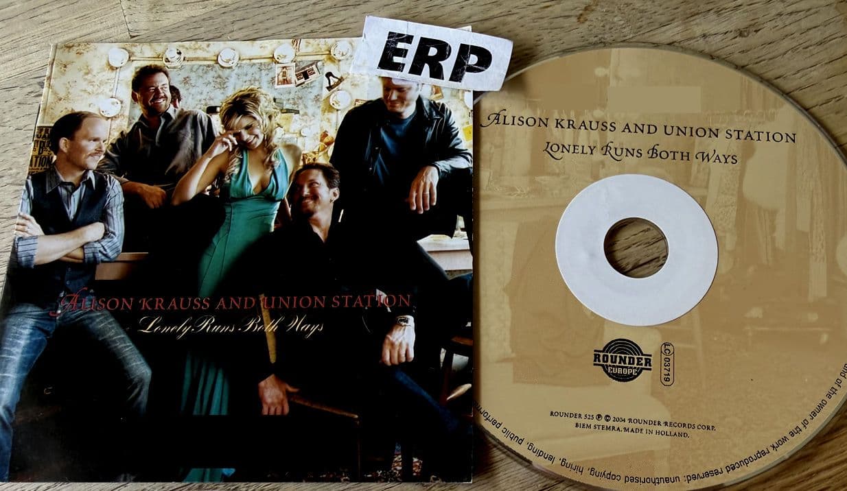 Alison_Krauss_And_Union_Station-Lonely_Runs_Both_Ways-2004-ERP_INT