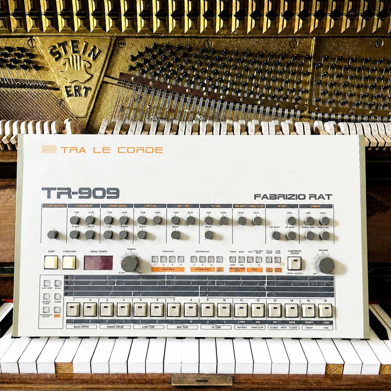 Fabrizio_Rat-Tra_Le_Corde-FAB003-WEB-2026-WAV