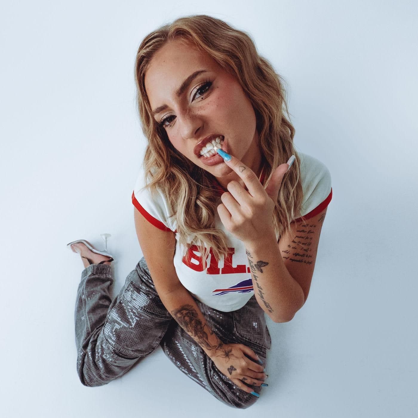 Lea_Doffey-Dis-moi-SINGLE-WEB-FR-2026-OND