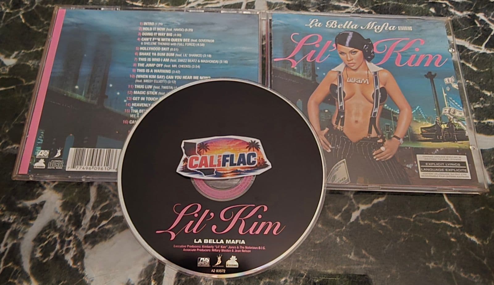 Lil_Kim-La_Bella_Mafia-PROPER-CD-FLAC-2003-CALiFLAC