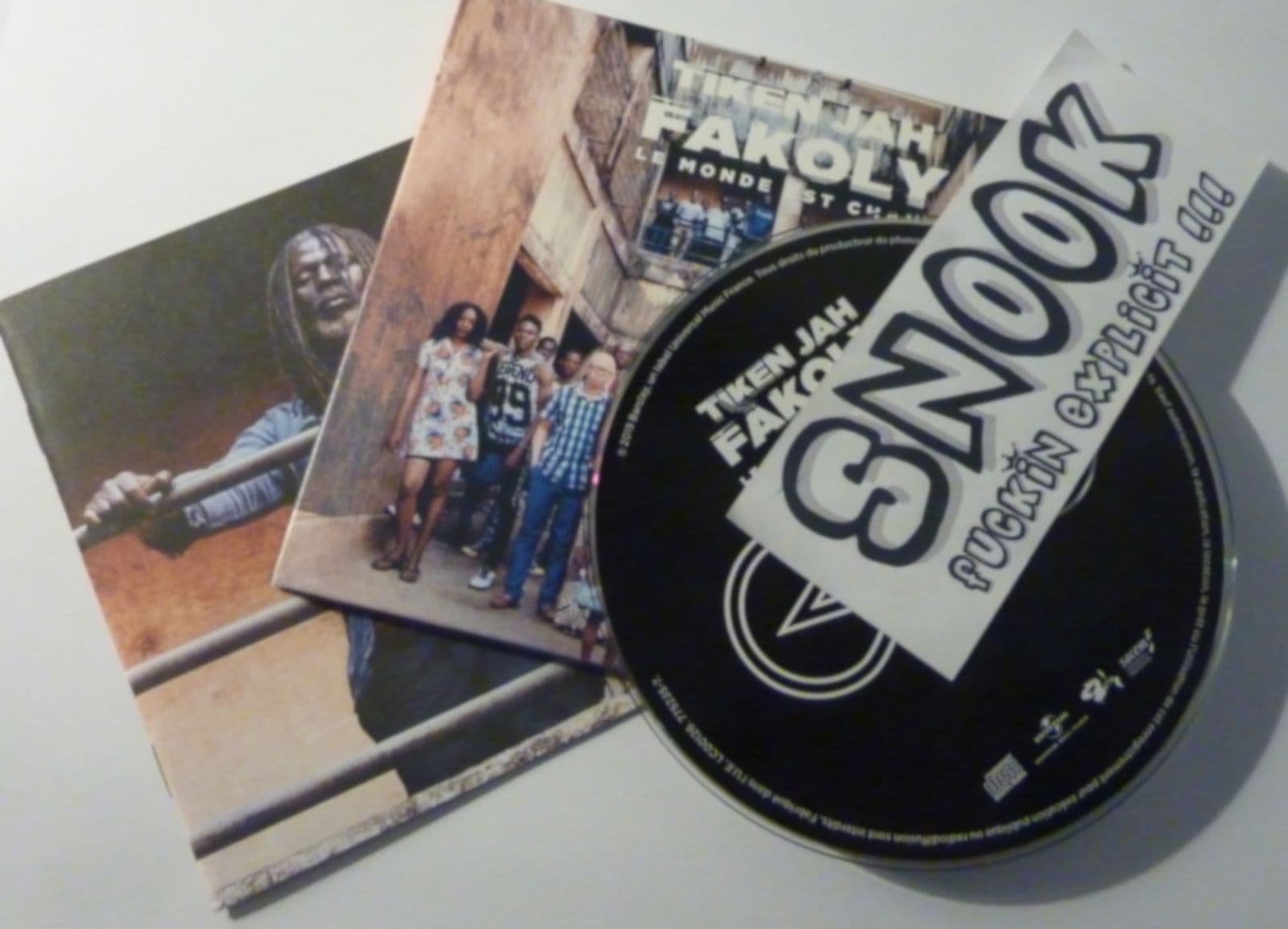 Tiken_Jah_Fakoly-Le_Monde_Est_Chaud-FR-CD-FLAC-2019-SNOOK