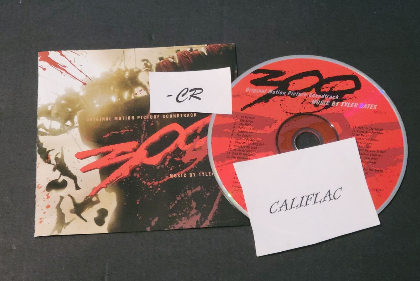 Tyler_Bates-300_Original_Motion_Picture_Soundtrack-OST-CD-FLAC-2007-CALiFLAC