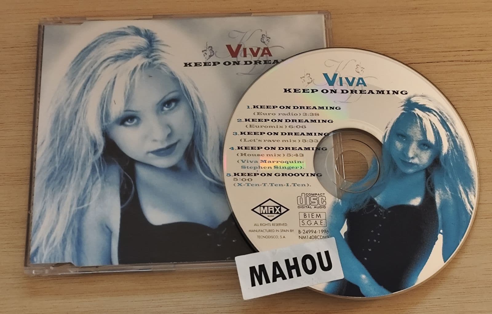 Viva-Keep_On_Dreaming-CDM-FLAC-1996-MAHOU