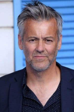 Rupert Graves